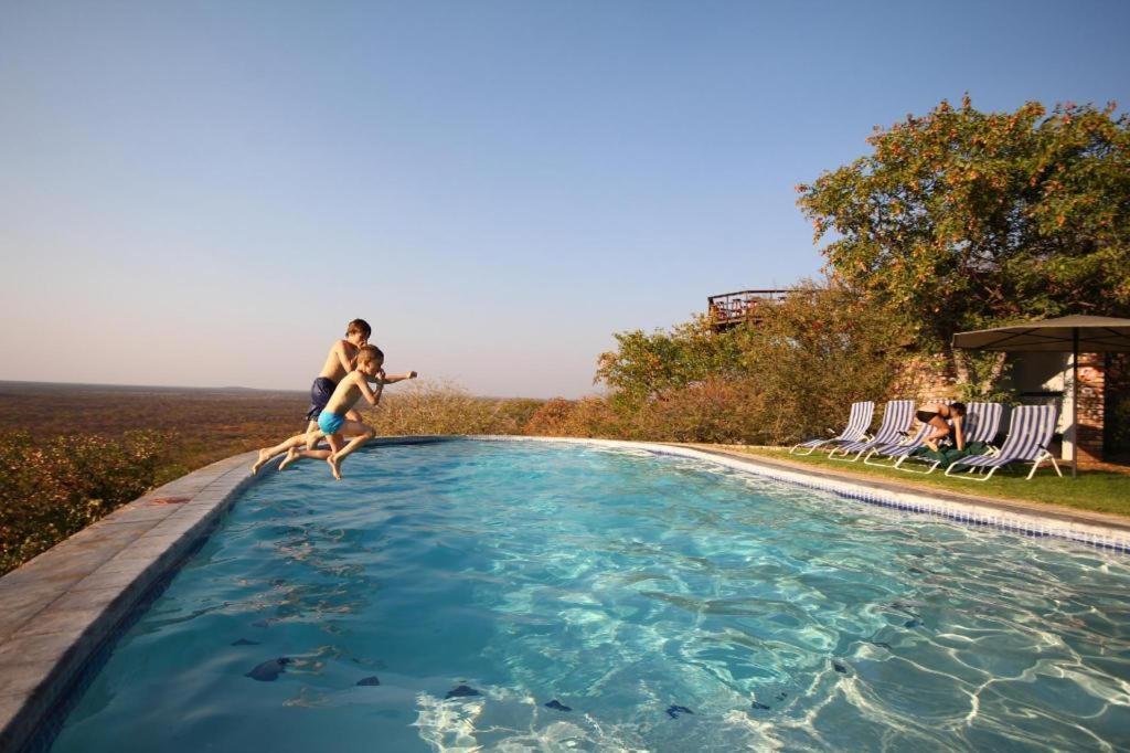 Etosha Safari Lodge, Etosha National Park, Namibia أوتجو المظهر الخارجي الصورة